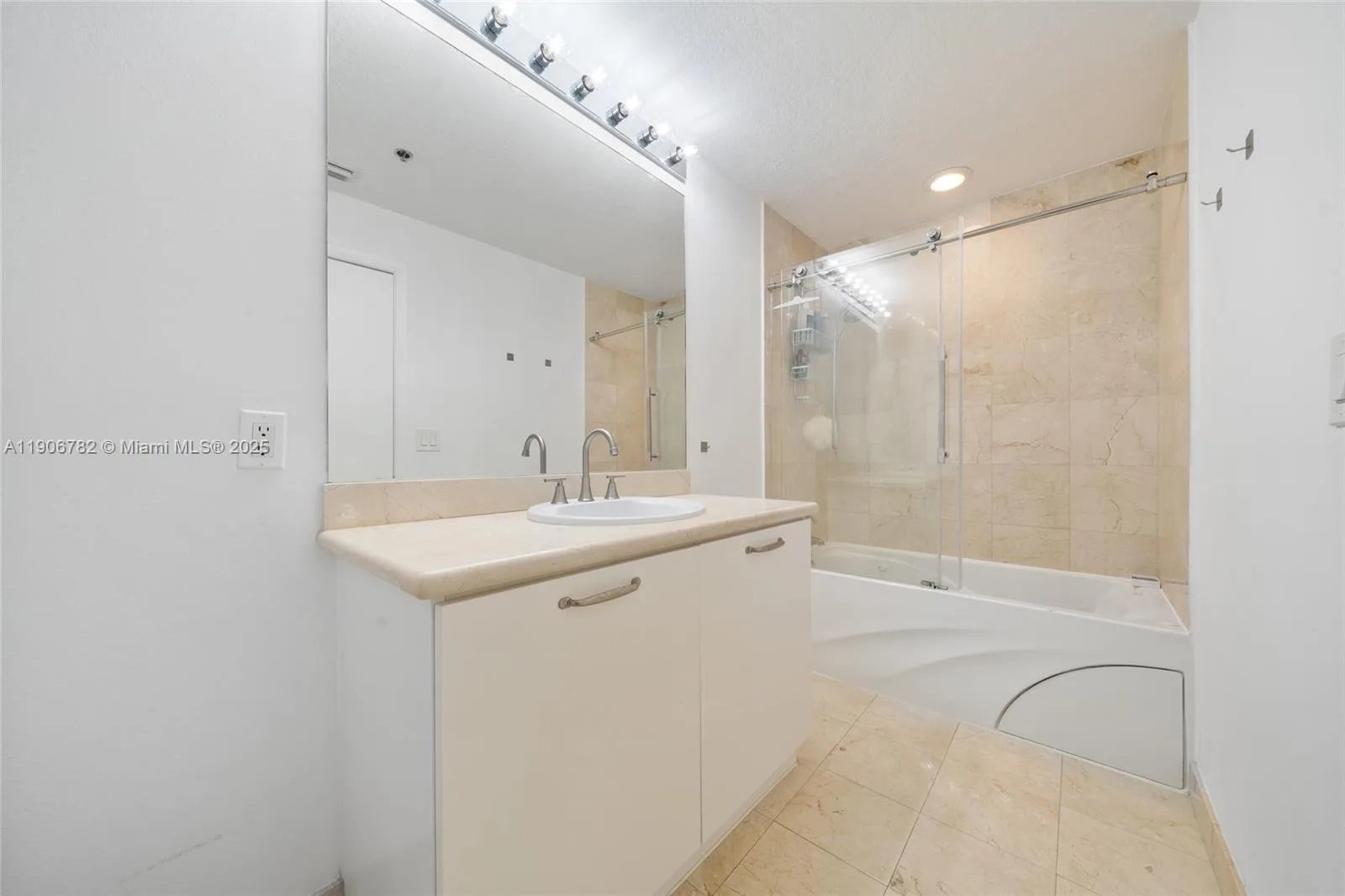 6515 Collins Ave # 1501, Miami Beach, FL 33141 photo 13