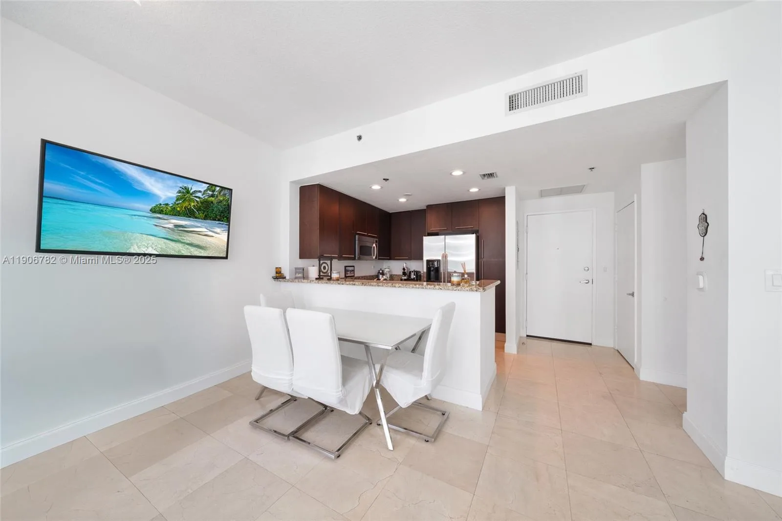 6515 Collins Ave # 1501, Miami Beach, FL 33141 photo 4