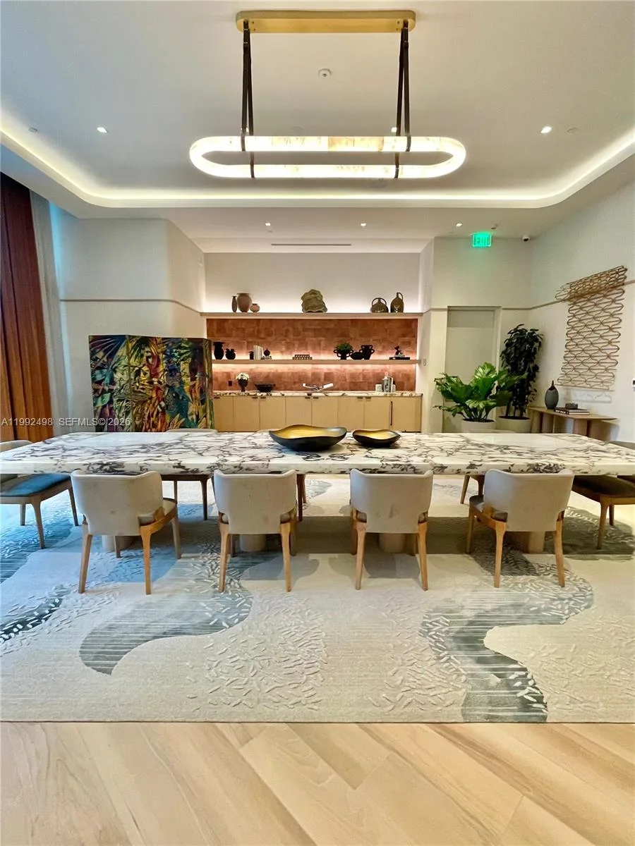 77 SE 5th St # 2204, Miami, FL 33131 photo 13