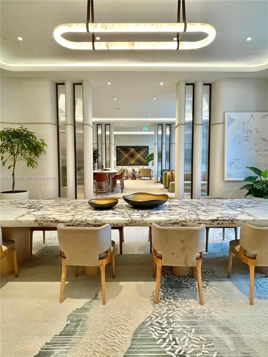 77 SE 5th St # 2204, Miami, FL 33131 photo 7