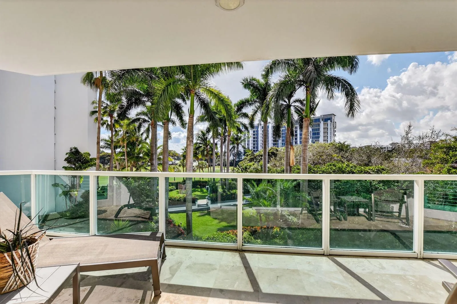 550 SE Mizner Boulevard # B307, Boca Raton, FL 33432