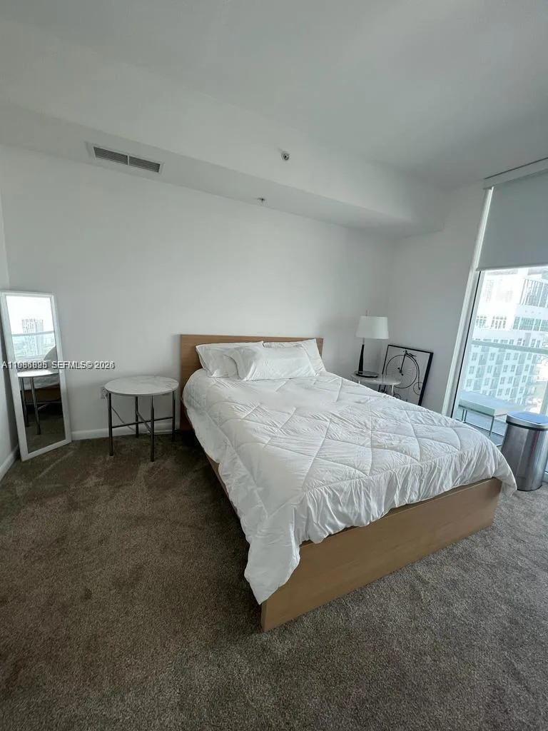 253 NE 2nd St # 3806, Miami, FL 33132 photo 6