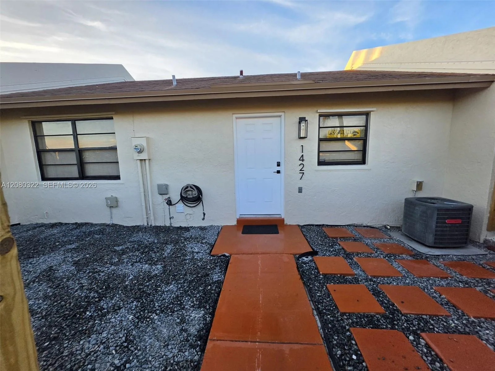 1427 Towhee St, Homestead, FL 33035