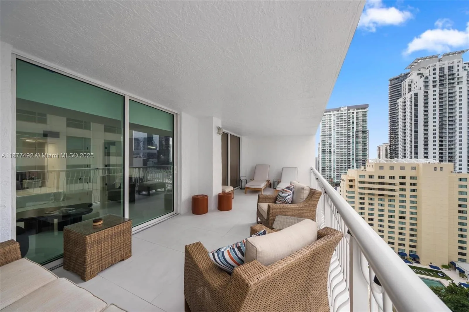 1200 Brickell Bay Dr # 2812, Miami, FL 33131 photo 4