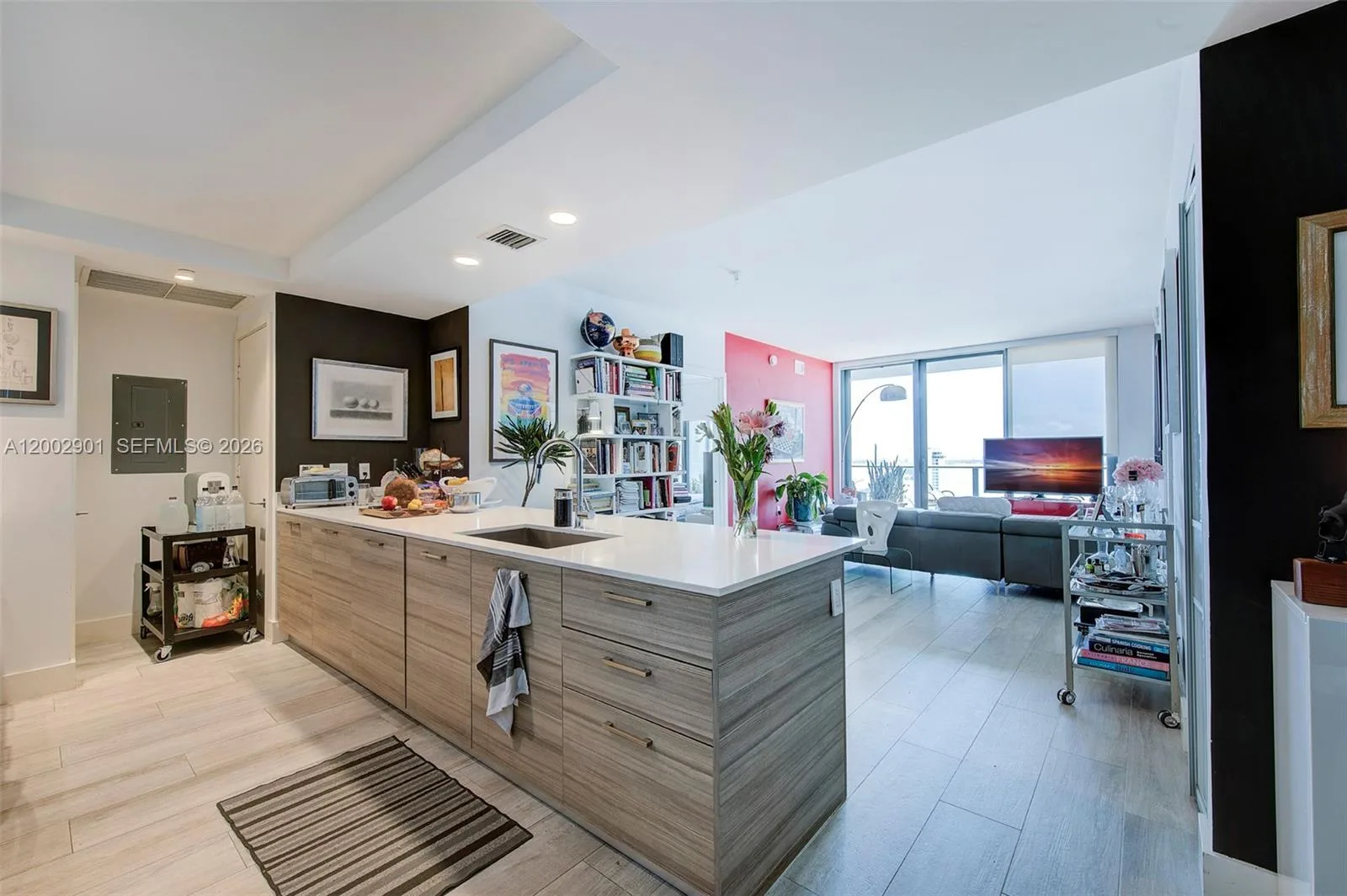 121 NE 34th St # 1607, Miami, FL 33137 photo 2