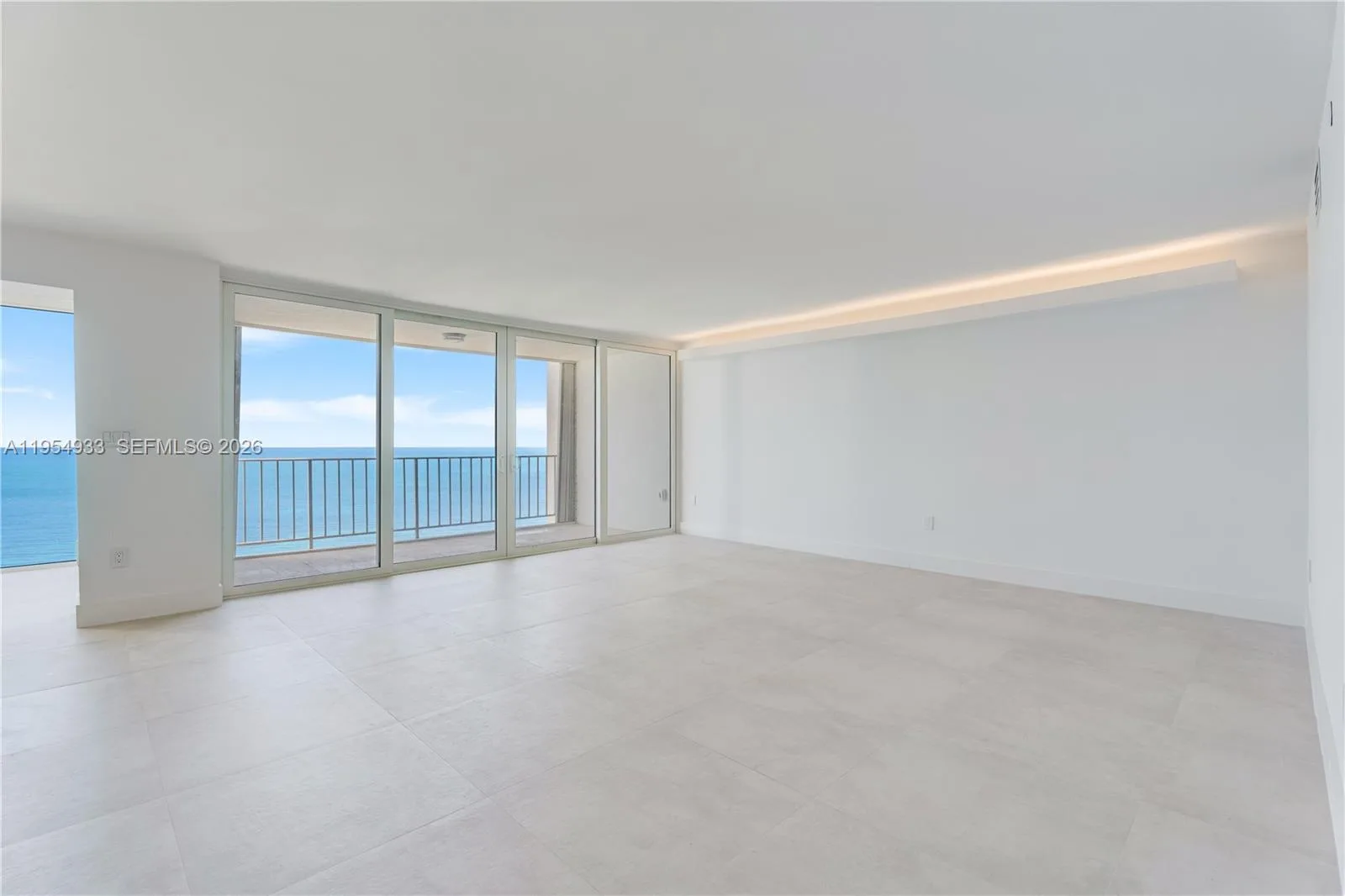881 Ocean Dr # 13C, Key Biscayne, FL 33149 photo 12