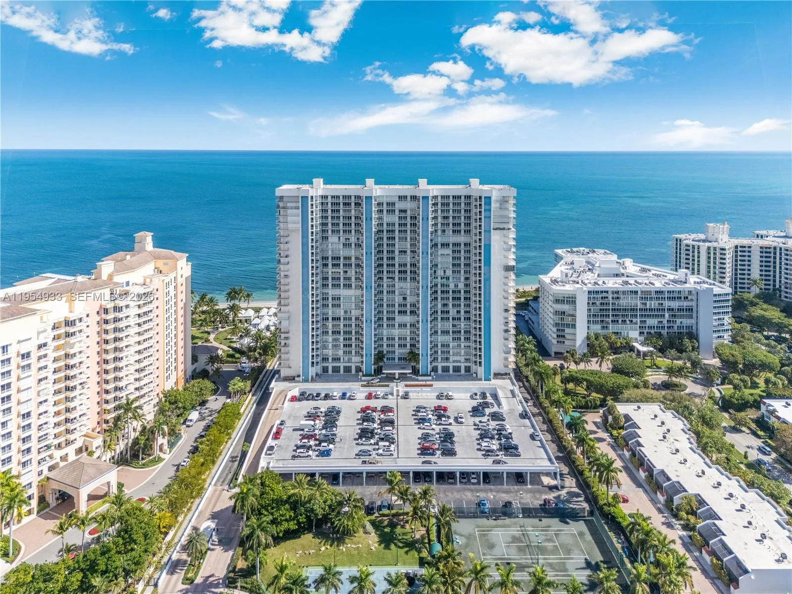 881 Ocean Dr # 13C, Key Biscayne, FL 33149 photo 2