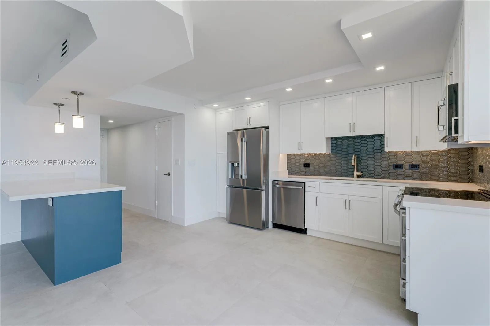 881 Ocean Dr # 13C, Key Biscayne, FL 33149 photo 9