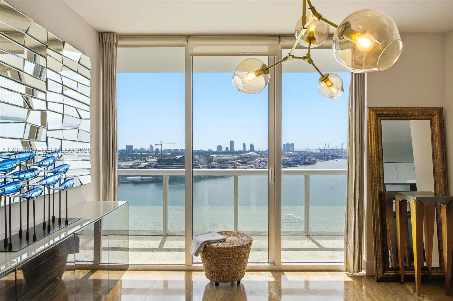 50 Biscayne Blvd # 2510, Miami, FL 33132 photo 12