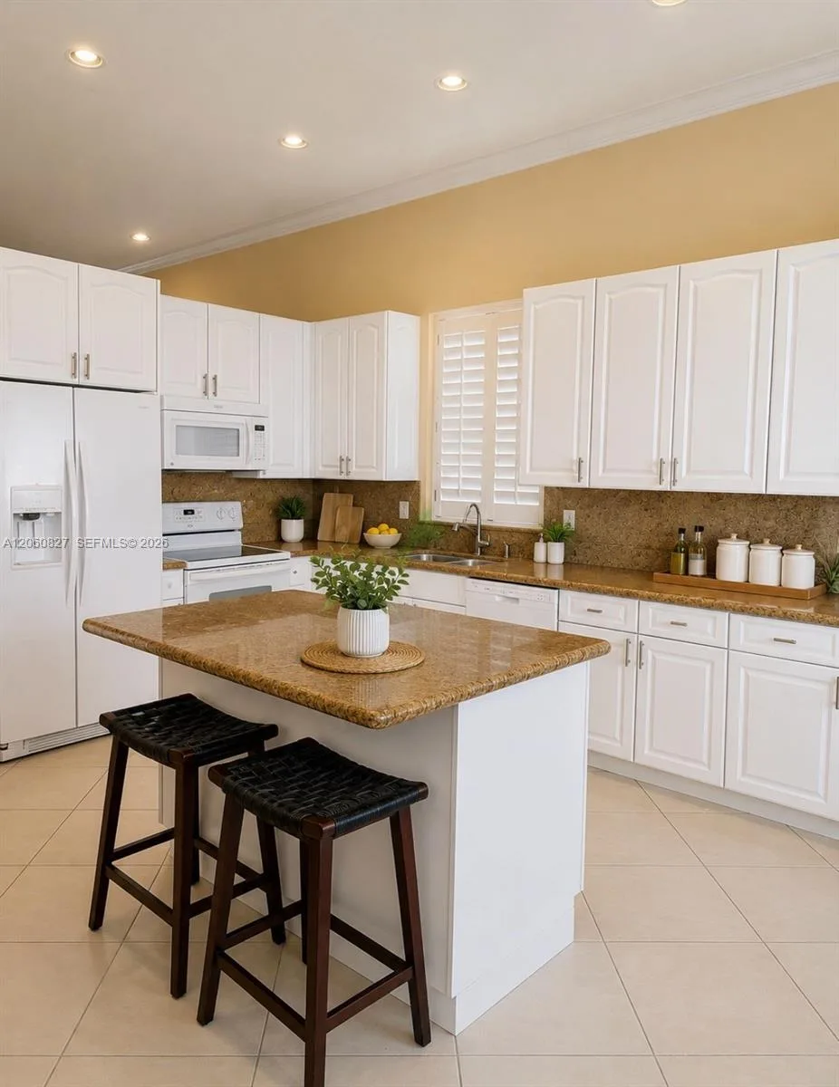 1853 NW 130th Ave, Pembroke Pines, FL 33028 photo 4