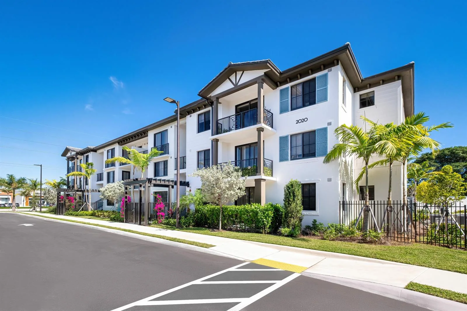 2000 Stirling Road # 3-101, Hollywood, FL 33020 photo 4