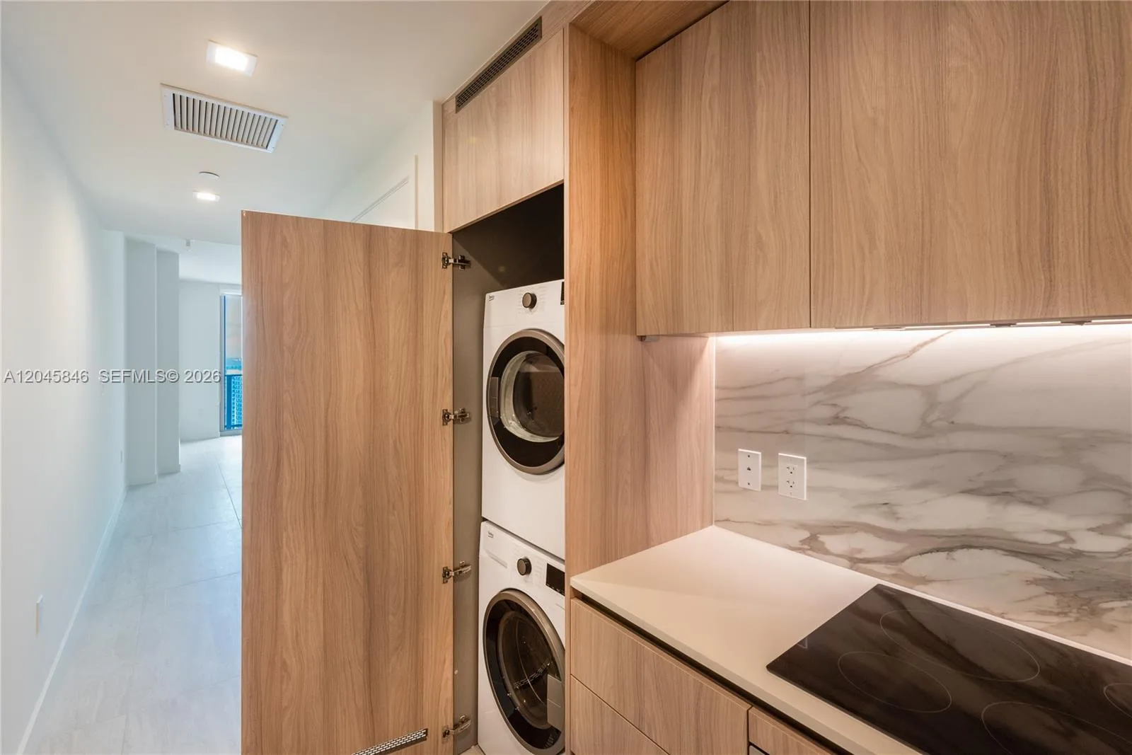 77 SE 5th Street # 3604, Miami, FL 33131 photo 10