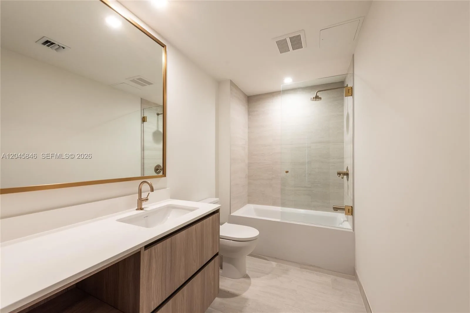 77 SE 5th Street # 3604, Miami, FL 33131 photo 12