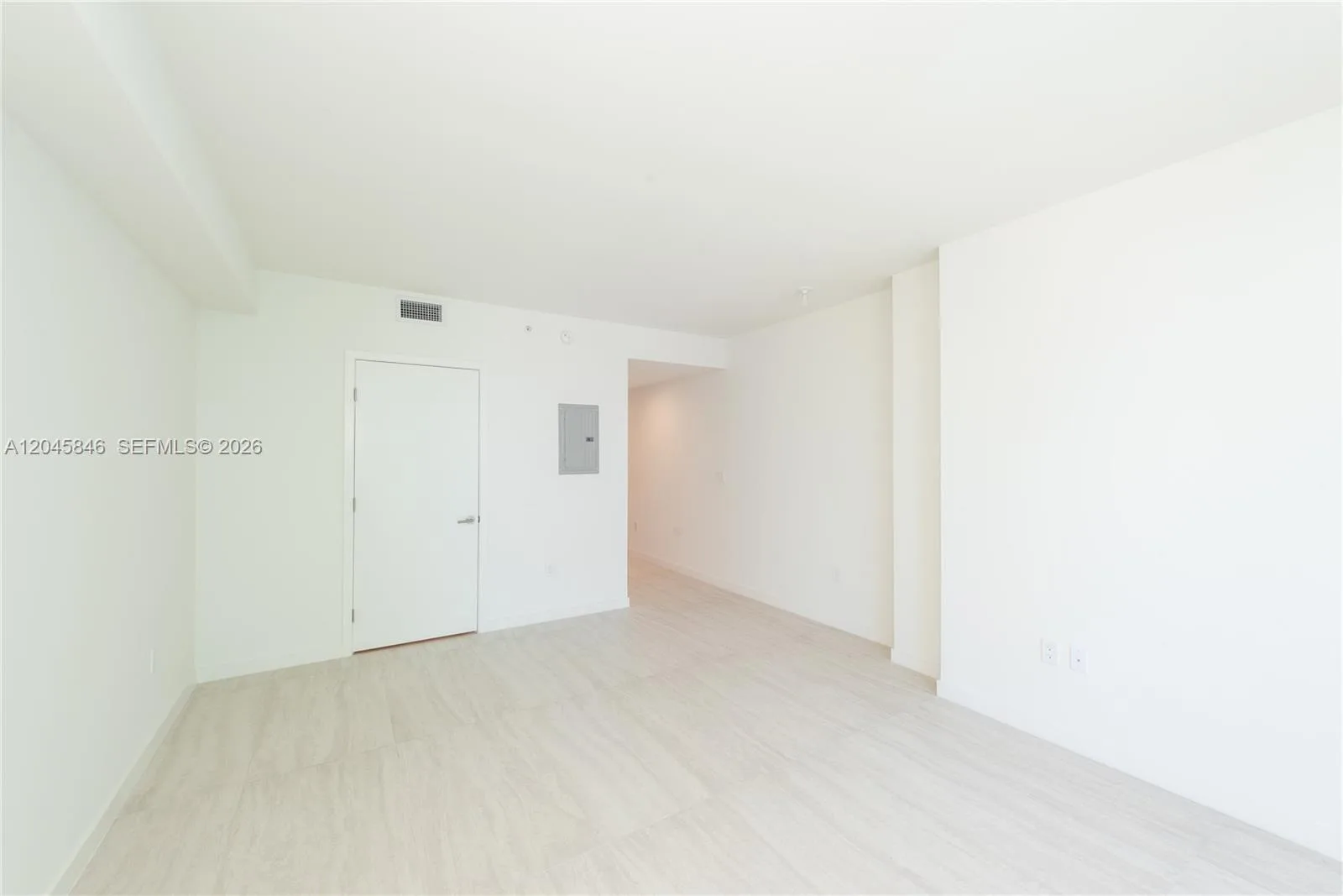 77 SE 5th Street # 3604, Miami, FL 33131 photo 6