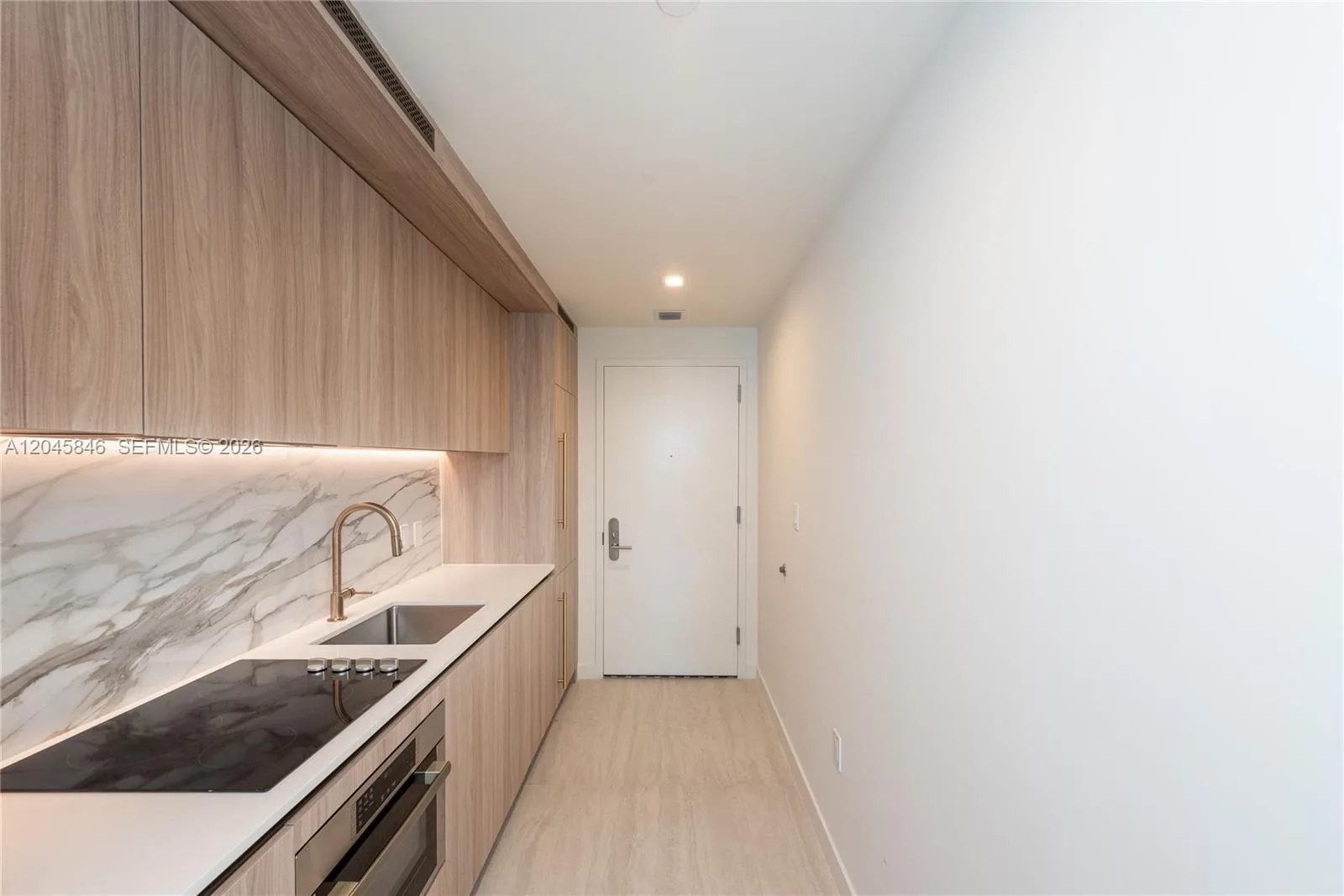 77 SE 5th Street # 3604, Miami, FL 33131 photo 8