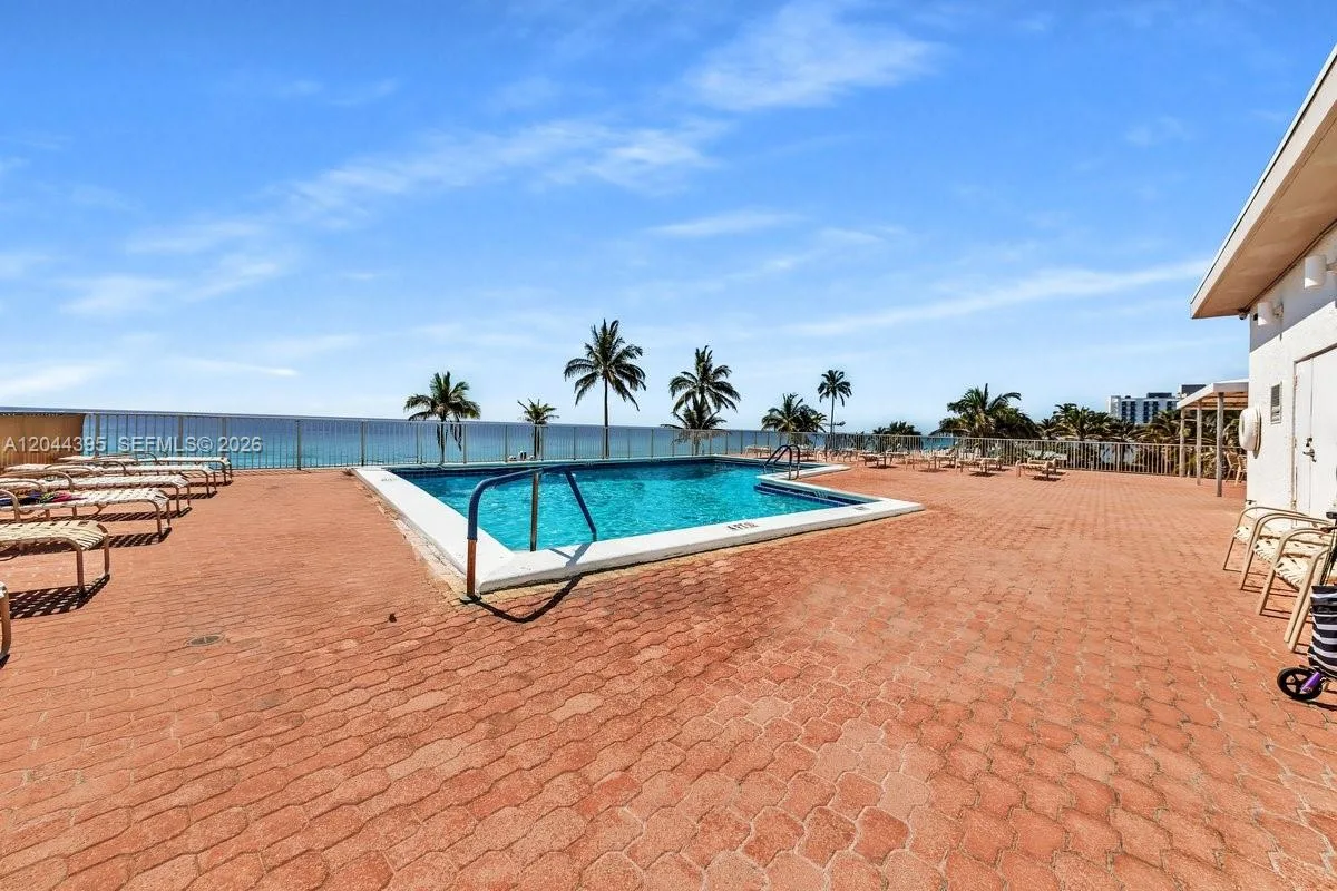 3111 N Ocean Dr # 904, Hollywood, FL 33019 photo 2