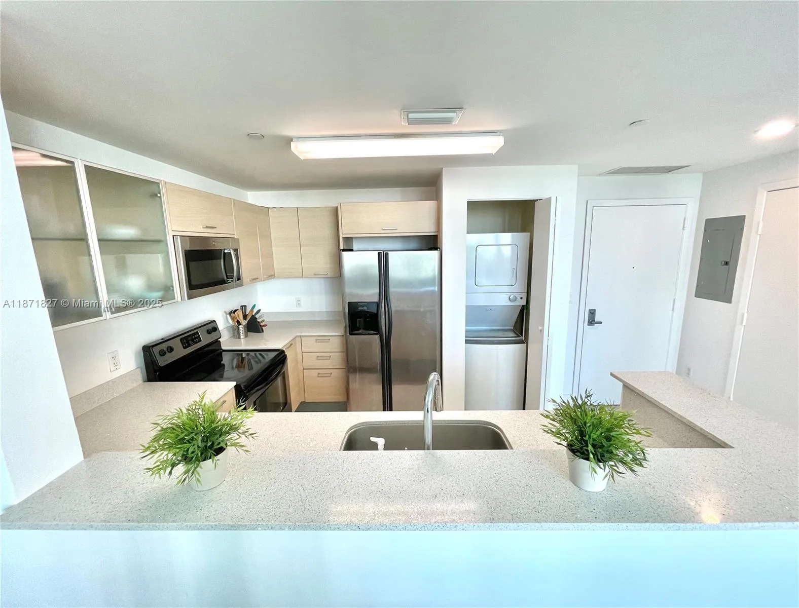 350 NE 24th St # 709, Miami, FL 33137