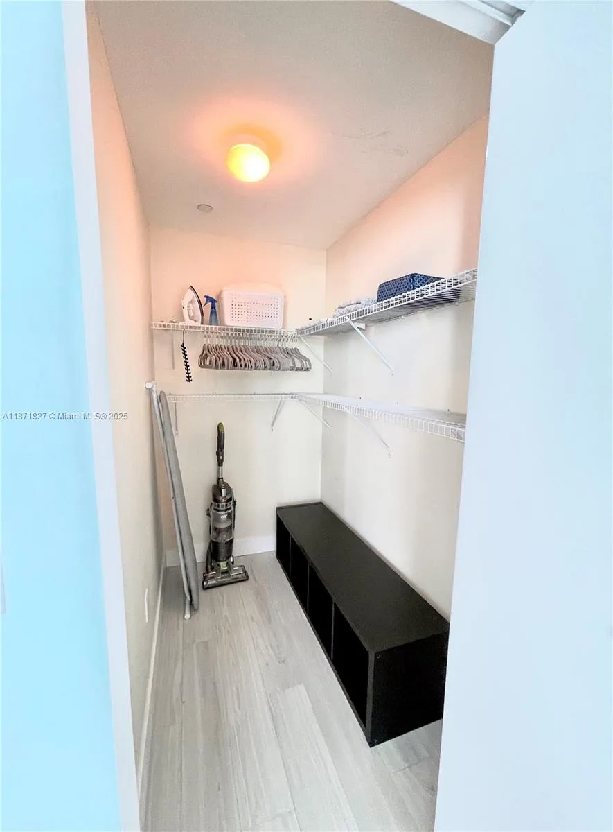350 NE 24th St # 709, Miami, FL 33137 photo 11