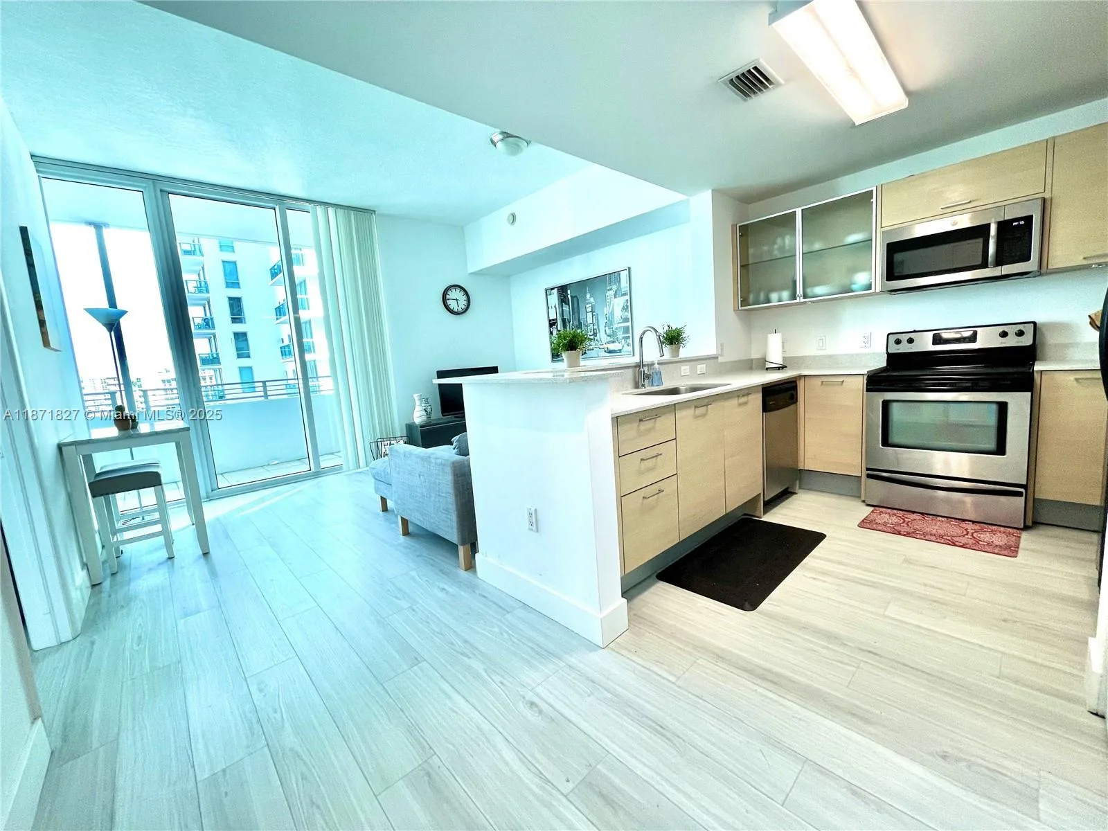 350 NE 24th St # 709, Miami, FL 33137 photo 3