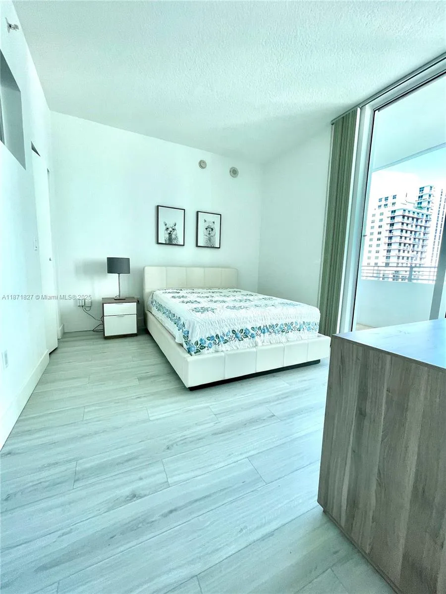 350 NE 24th St # 709, Miami, FL 33137 photo 9