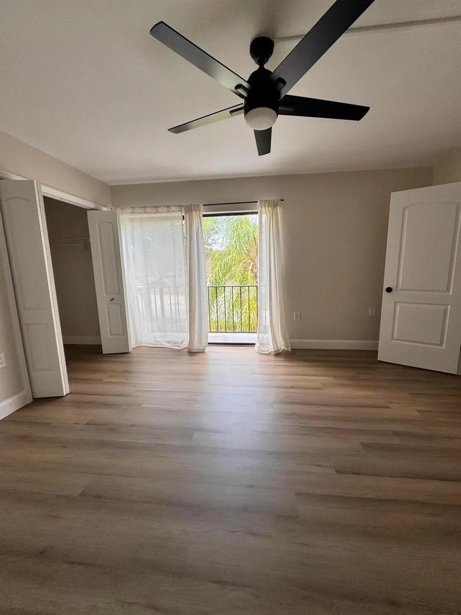 904 9TH Court, Palm Beach Gardens, FL 33410 photo 11