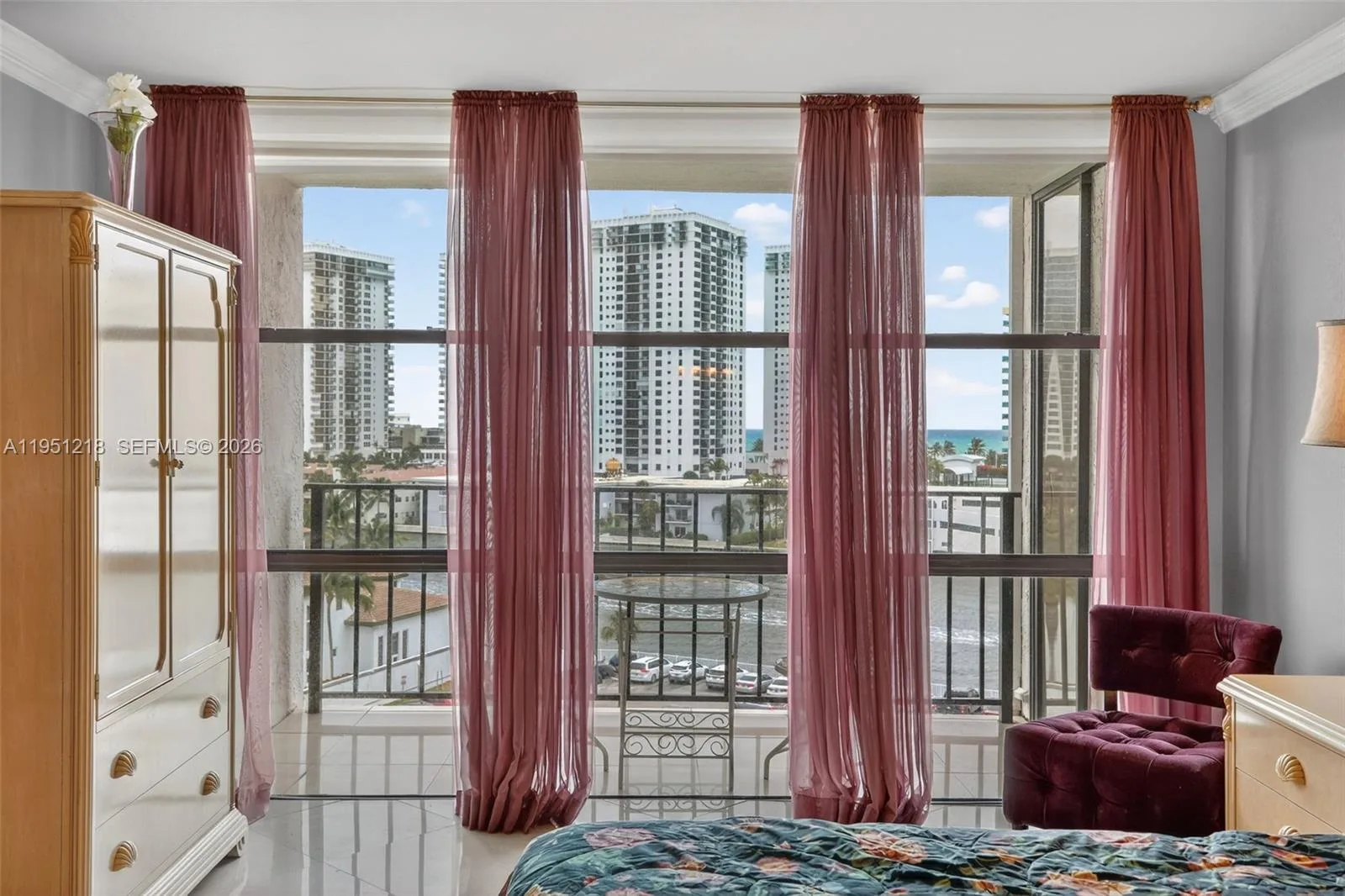 1000 Parkview Dr # 806, Hallandale Beach, FL 33009 photo 2