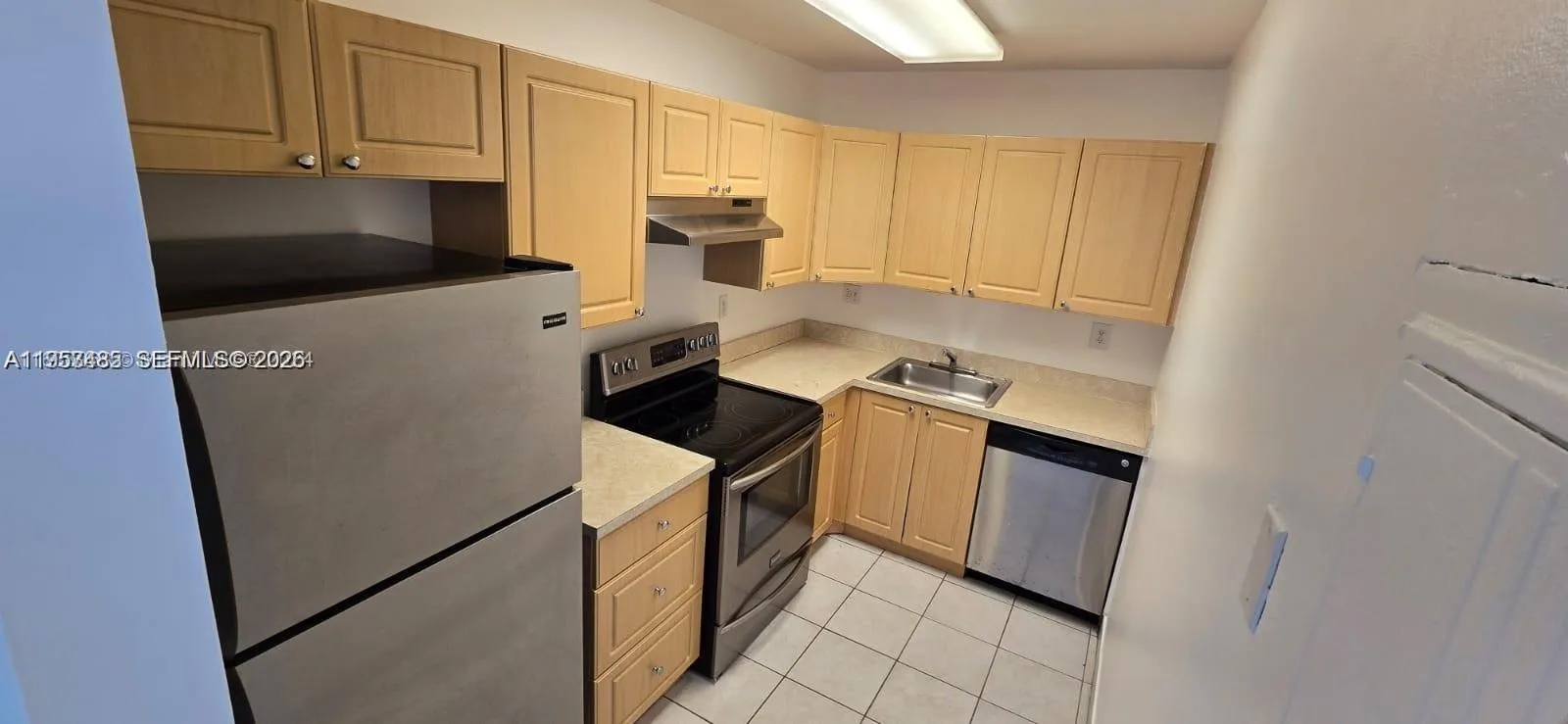 405 S Pine Island Rd # 202D, Plantation, FL 33324 photo 2