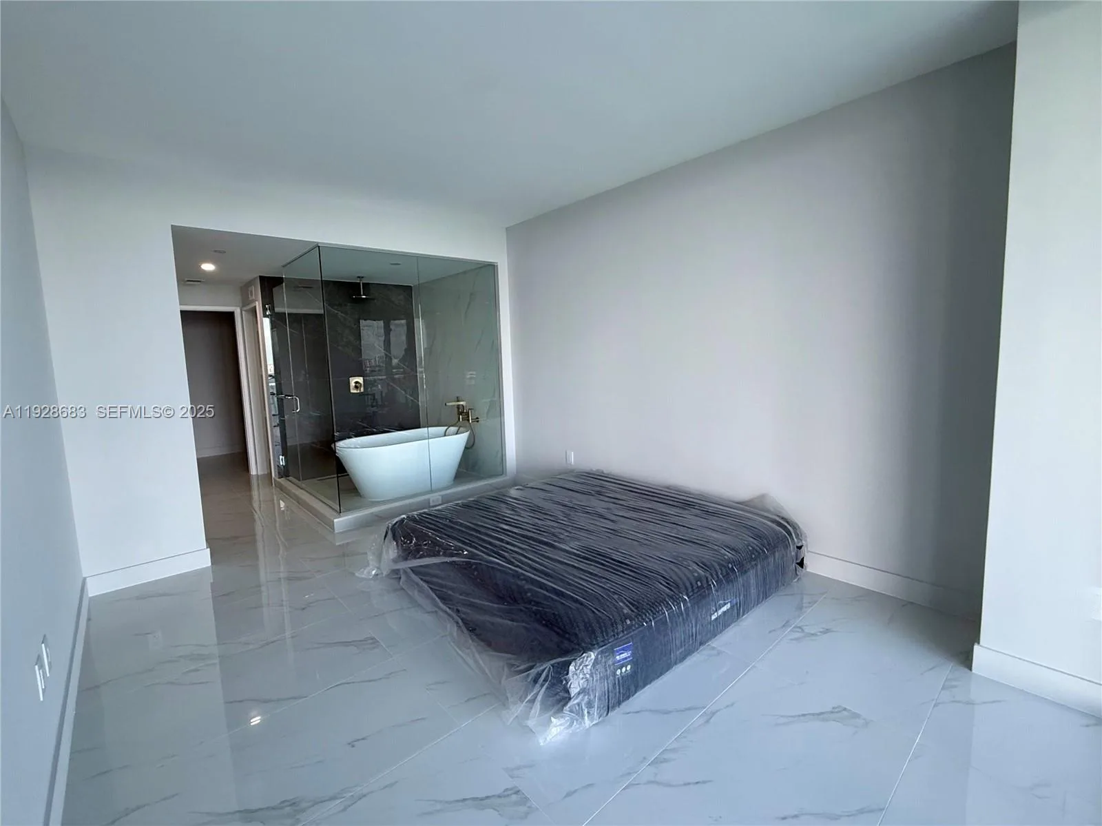 700 NE 24th st # 3303, Miami, FL 33137 photo 4