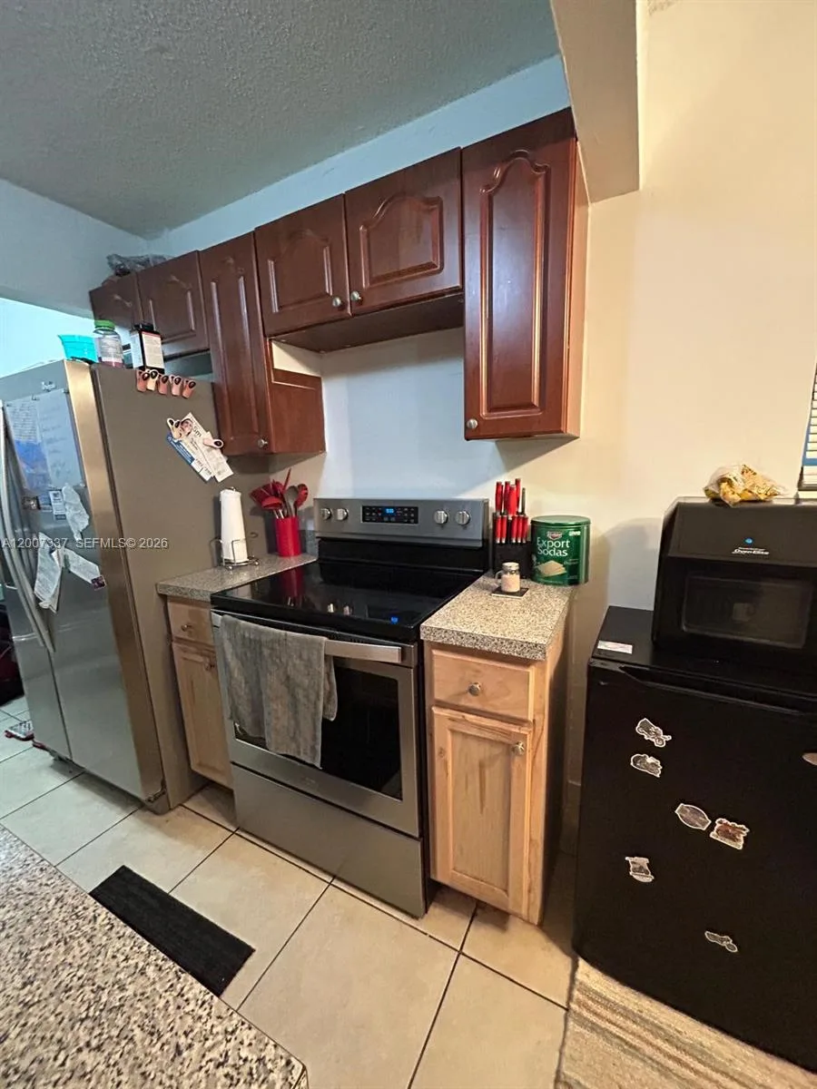 1100 NE 1st Ct # 104, Hallandale Beach, FL 33009 photo 6
