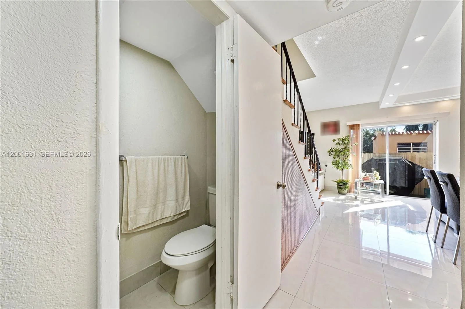 1305 W 53rd St # 429, Hialeah, FL 33012 photo 3