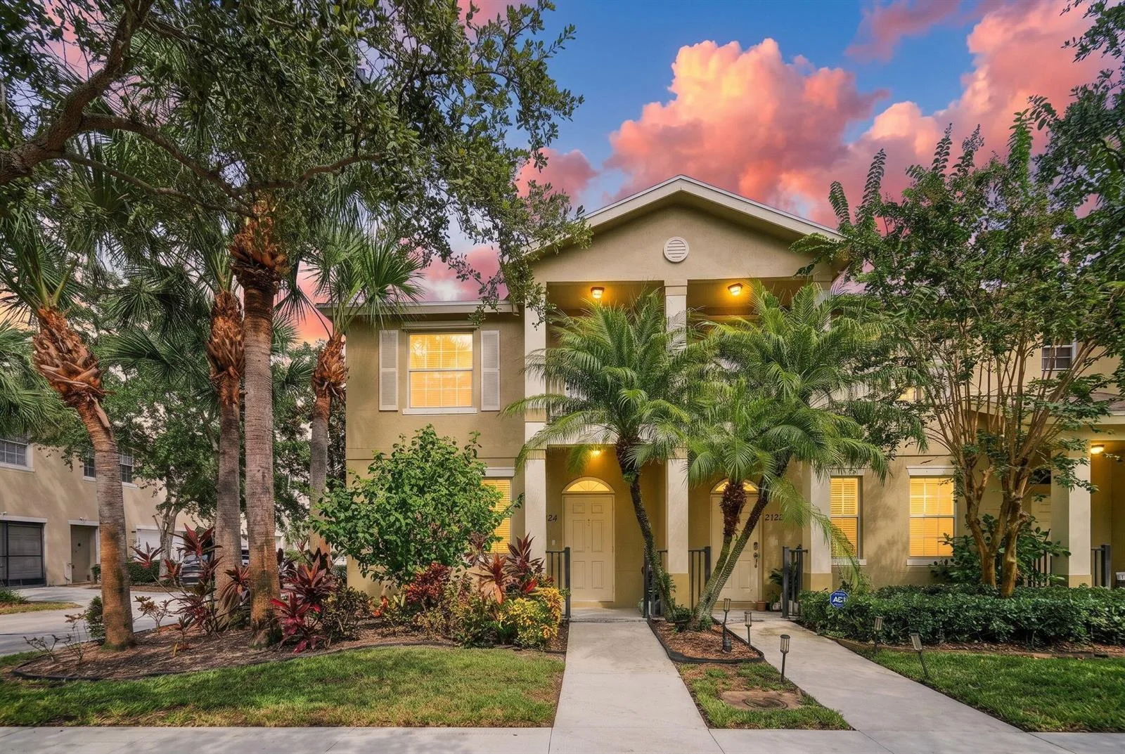 2124 SE Grand Drive, Port St. Lucie, FL 34952