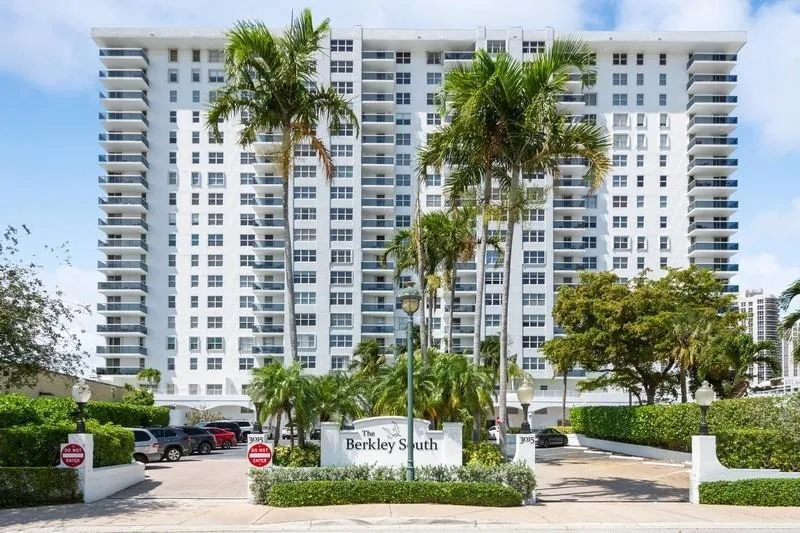3015 N Ocean Boulevard # 15 A, Fort Lauderdale, FL 33308