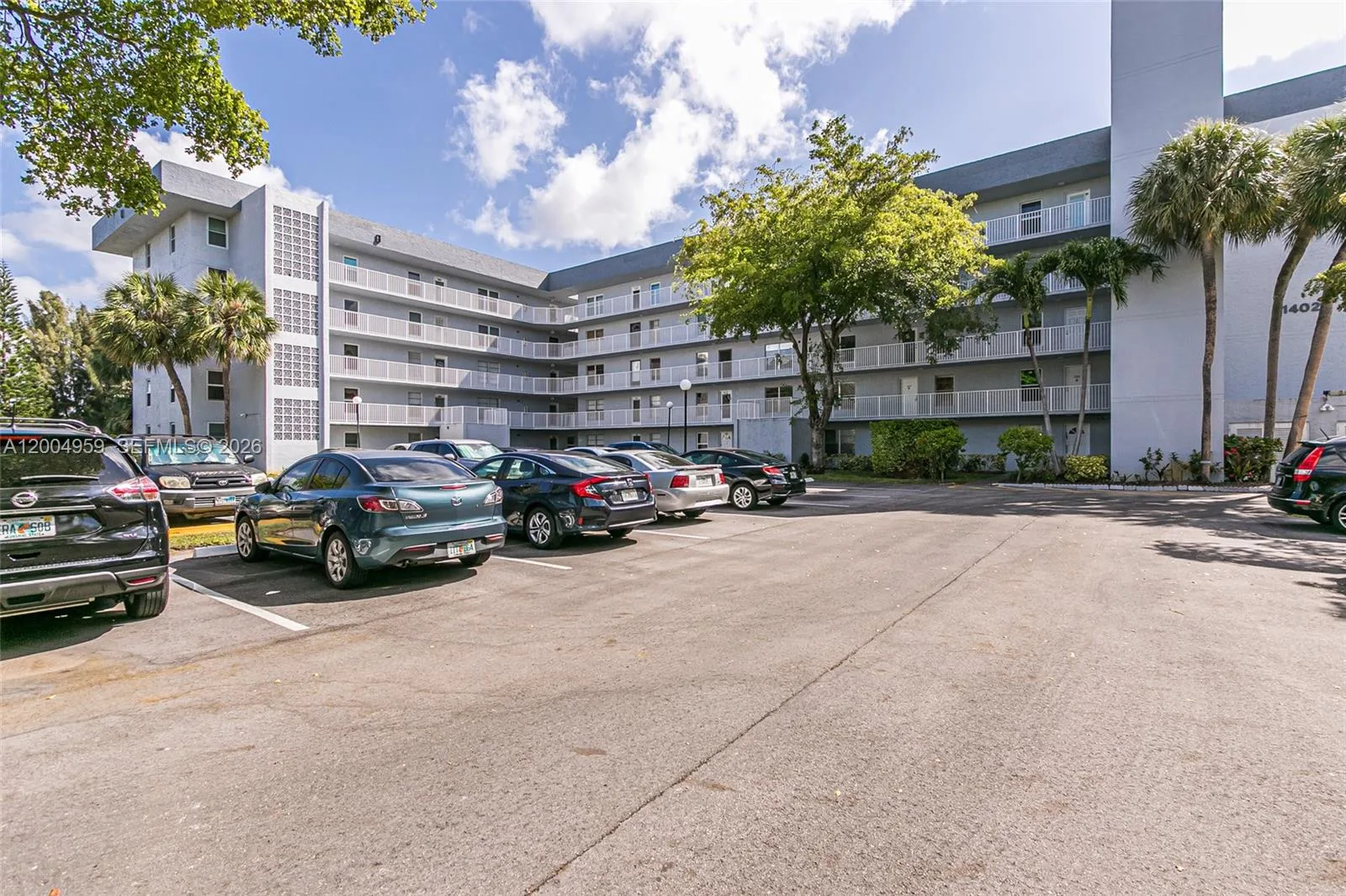 1402 NW 80th Ave # 302, Margate, FL 33063