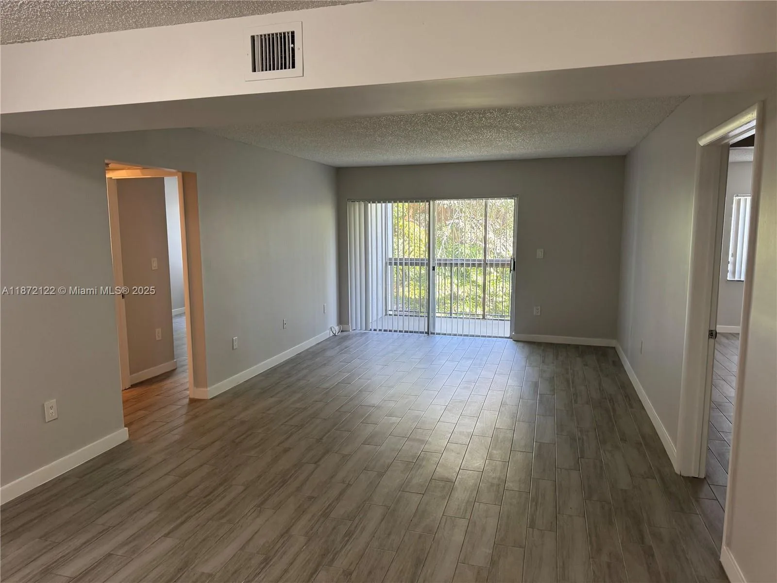 721 N Pine Island Rd # 201, Plantation, FL 33324