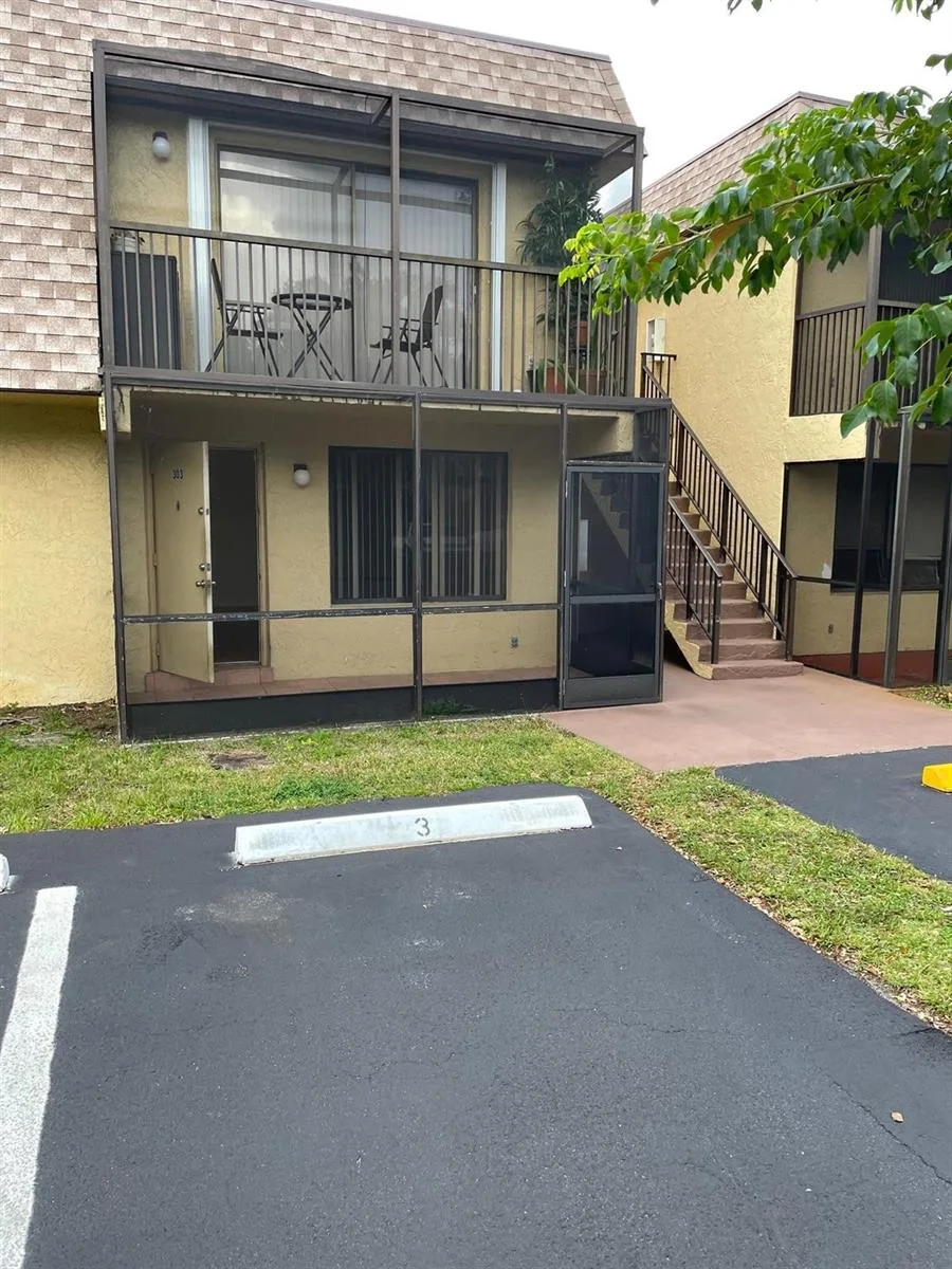 1245 S Flagler Avenue S # 303, Pompano Beach, FL 33060