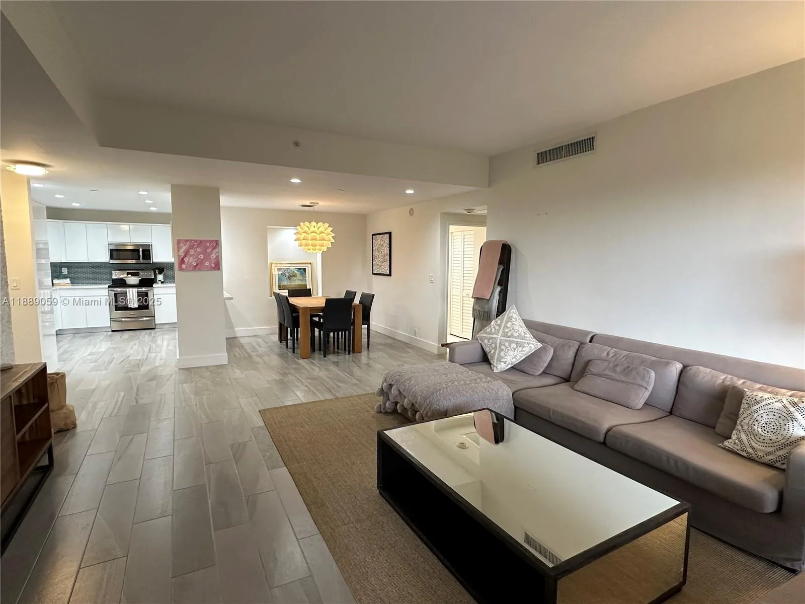 201 Crandon Blvd # 302, Key Biscayne, FL 33149 photo 3