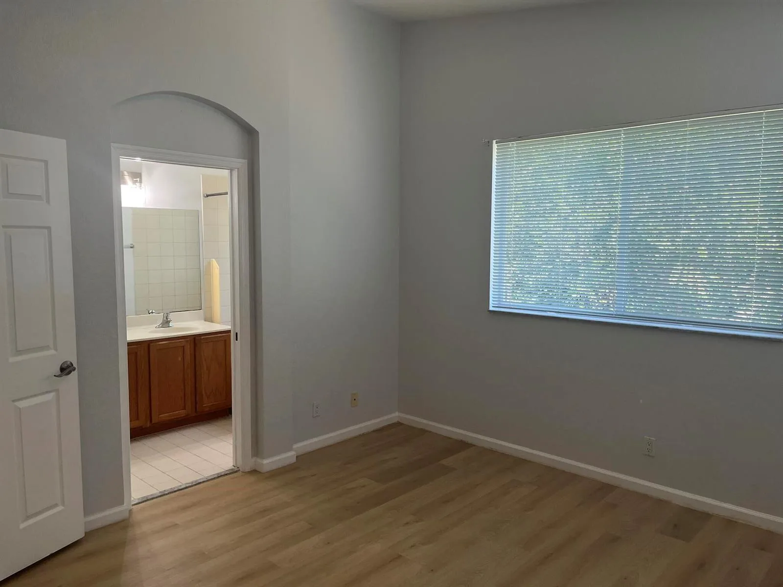 3231 LAUREL RIDGE Circle, Riviera Beach, FL 33404 photo 12