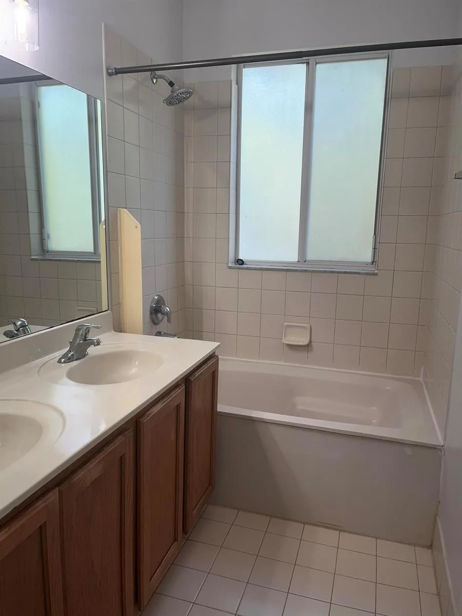 3231 LAUREL RIDGE Circle, Riviera Beach, FL 33404 photo 13