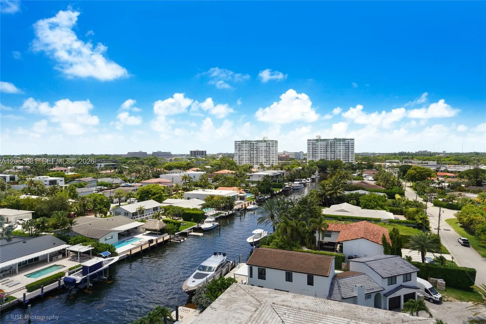 11930 N Bayshore Dr # 909, North Miami, FL 33181