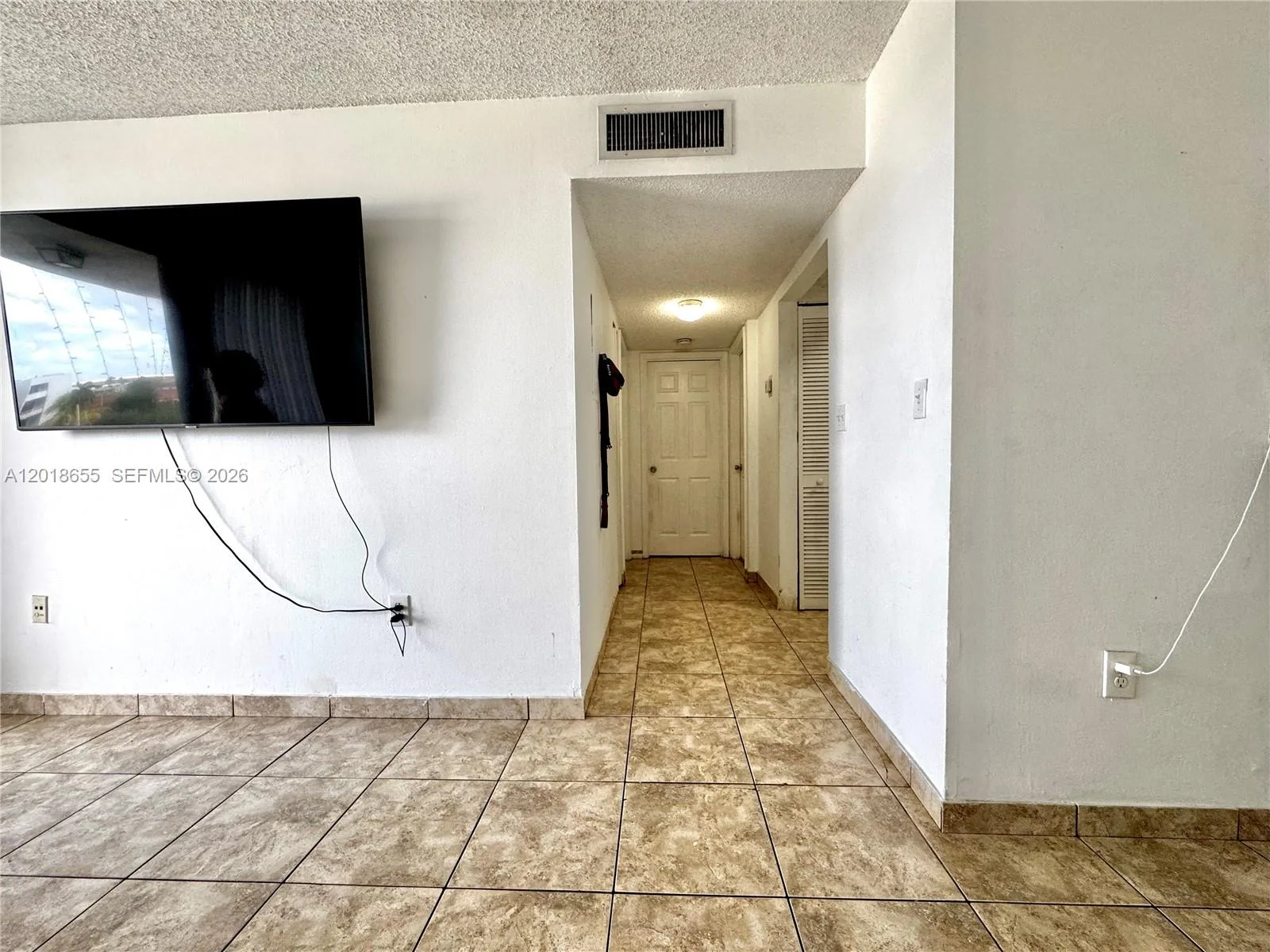 8145 NW 7th St # 404, Miami, FL 33126 photo 6