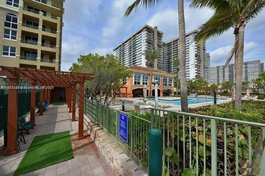 2080 S Ocean Dr # 1507, Hallandale Beach, FL 33009 photo 4