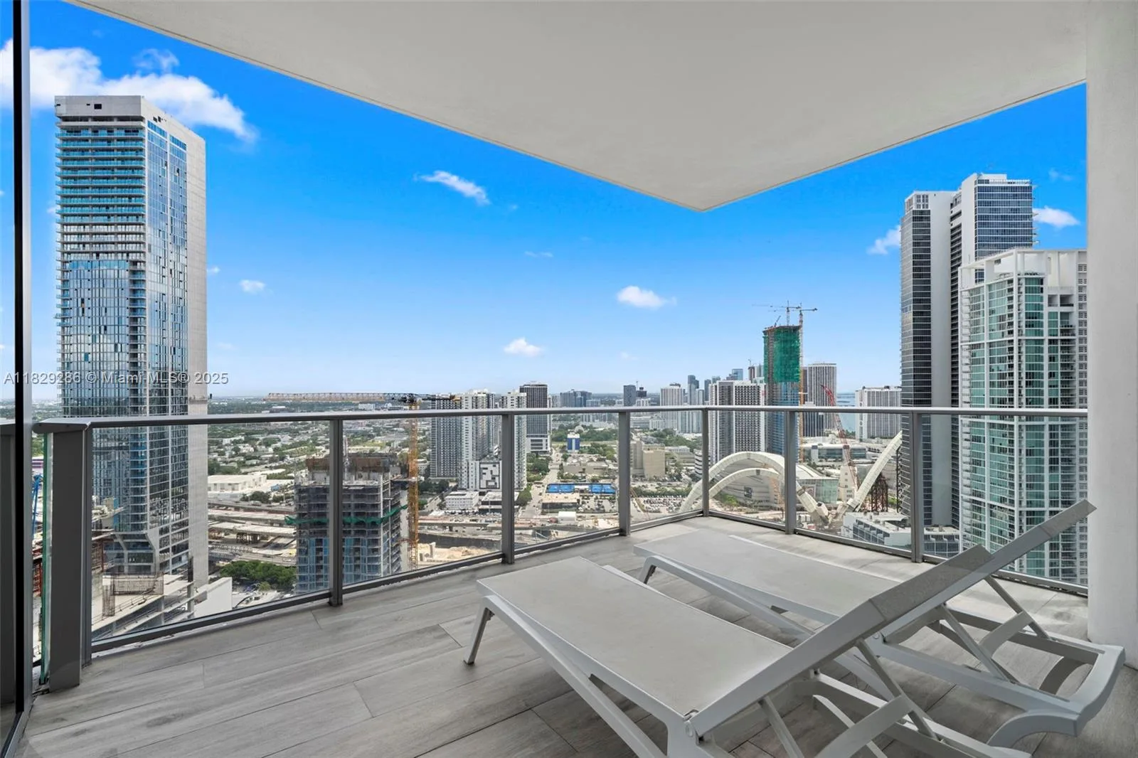 Paramount Miami Worldcenter Unit 3201 at 851 NE 1st Ave # 3201, Miami, FL 33132 — photo 1