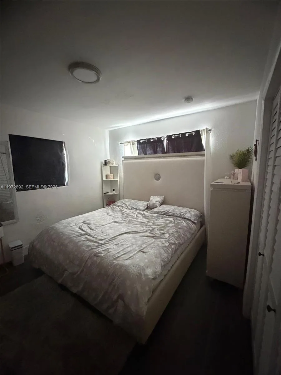 331 NW 39th Ave # 1, Lauderhill, FL 33311 photo 9