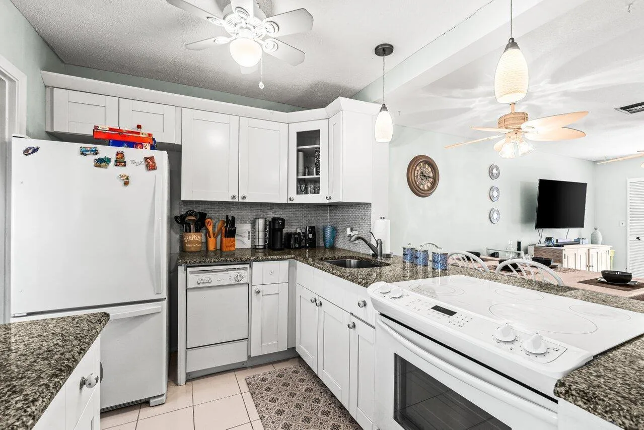 2121 NE 1st Court # 202, Boynton Beach, FL 33435 photo 6