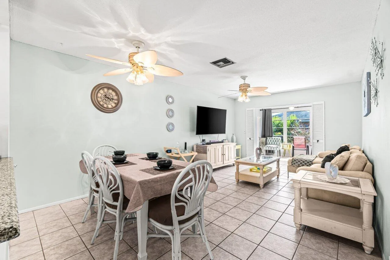 2121 NE 1st Court # 202, Boynton Beach, FL 33435 photo 9