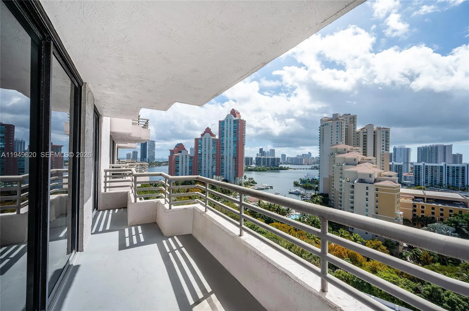3300 NE 191st St # 1915, Aventura, FL 33180 photo 3