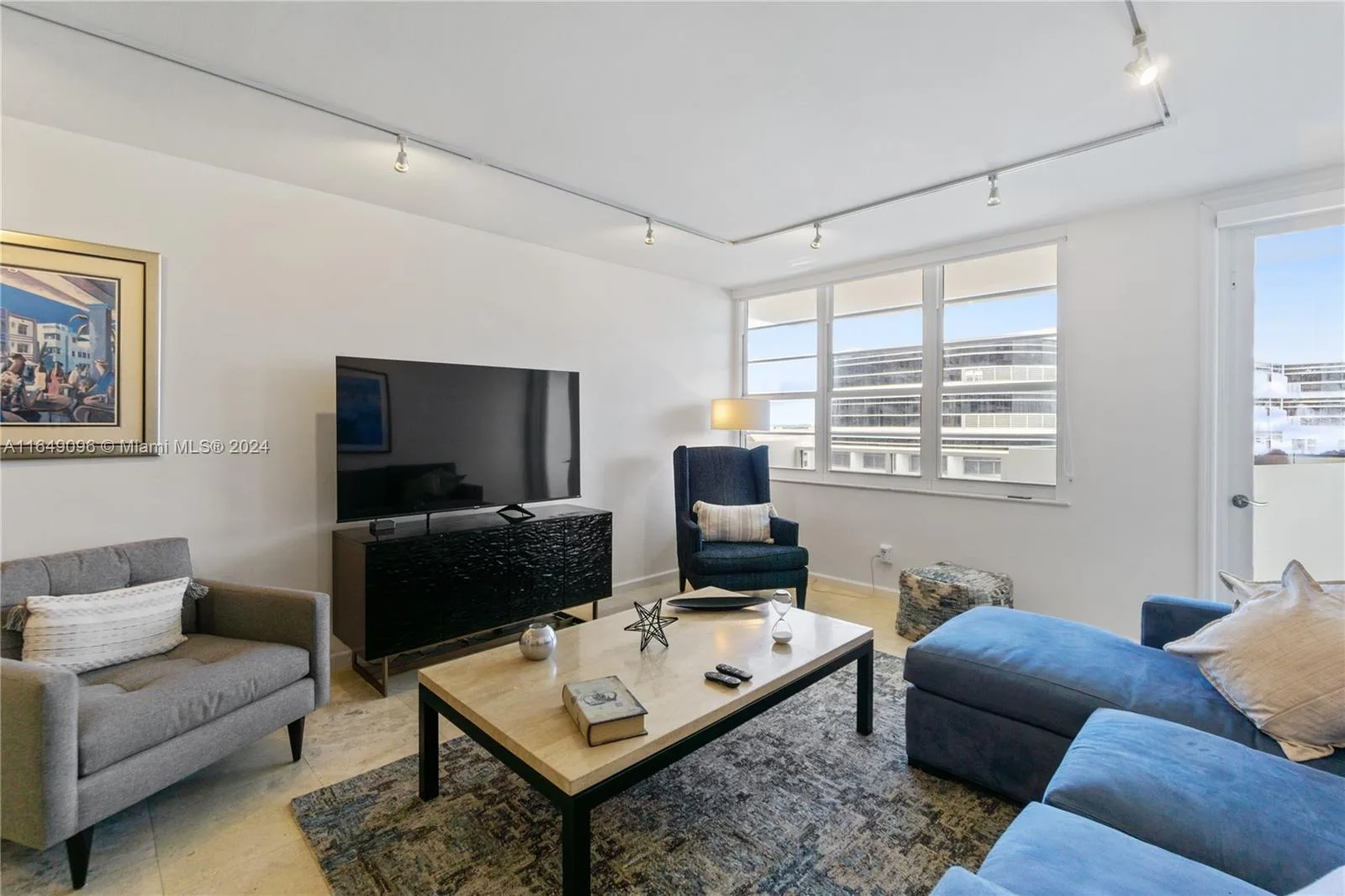 Listing photo 6