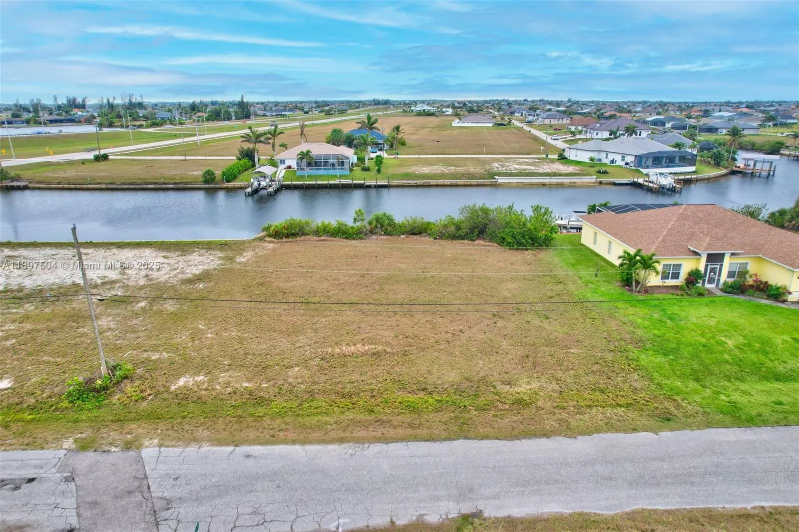 3216 NW 14 Terrace, Cape Coral, FL 33993