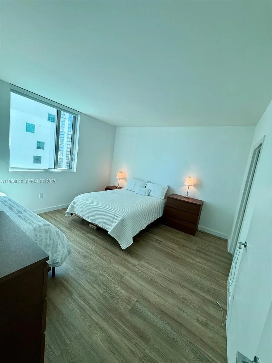 55 SE 6th St # 1807, Miami, FL 33131 photo 10
