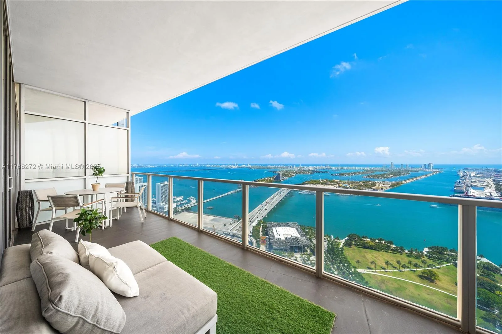 1100 Biscayne Blvd # 5303, Miami, FL 33132